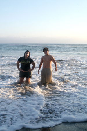 9.27.2009 | Malibu, CA (El Matador Beach) | Do you say prude or cheese when you take a picture? 